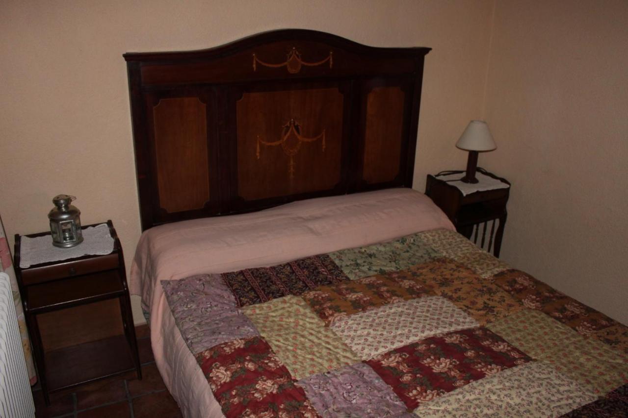 Bed And Breakfast Casanova De Sant Miquel Aiguafreda Δωμάτιο φωτογραφία